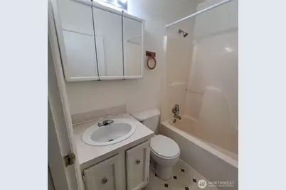 960 19th, Longview, WA 98632 - Photo 11