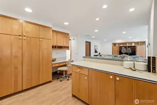 19714 41st Ave NE, Lake Forest Park, WA 98155 - Photo 17