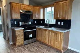 1323 S McDonald St, Port Angeles, WA 98363 - Photo 9