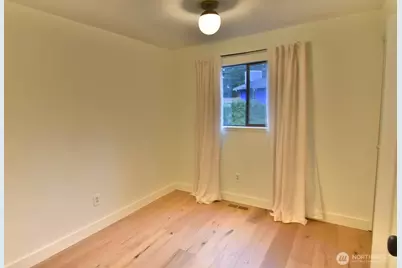 5033 99th Street SW, Mukilteo, WA 98275 - Photo 13