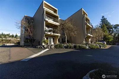 525 Lebo Boulevard #B1, Bremerton, WA 98310 - Photo 1