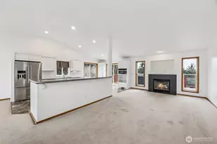 16322 37th St Ct E, Lake Tapps, WA 98391 - Photo 5