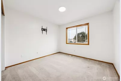 16322 37th Street Ct E, Lake Tapps, WA 98391 - Photo 23