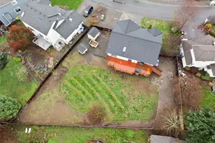 16322 37th St Ct E, Lake Tapps, WA 98391 - Photo 3