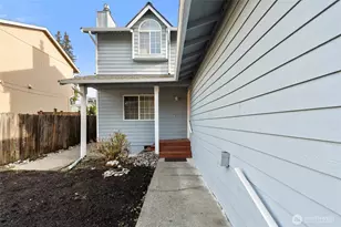 2727 Highline Pl NE, Tacoma, WA 98422 - Photo 9