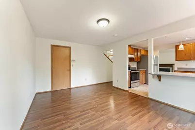 2727 Highline Place NE, Tacoma, WA 98422 - Photo 3