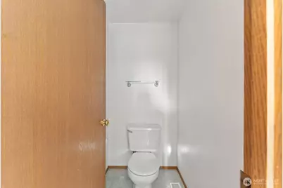 2727 Highline Place NE, Tacoma, WA 98422 - Photo 15