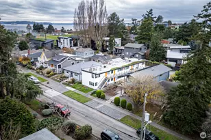 3035 64th Ave SW, Seattle, WA 98116 - Photo 5