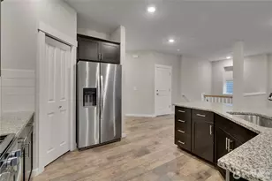 7813 E 208th Ave, Bonney Lake, WA 98391 - Photo 9