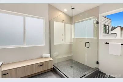 13546 39th Avenue NE, Seattle, WA 98125 - Photo 23