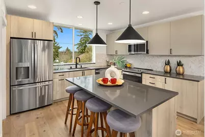 13546 39th Avenue NE, Seattle, WA 98125 - Photo 19