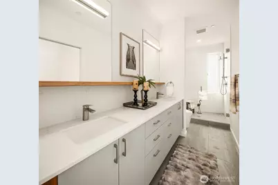 629 13th Avenue E, Seattle, WA 98102 - Photo 15