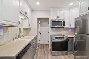 4412 S 3rd Ave, Everett, WA 98203 - Photo 7