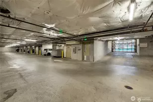 4422 Bagley Ave N, Seattle, WA 98103 - Photo 21