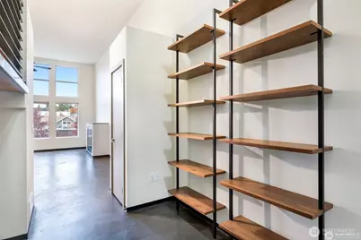 4422 Bagley Avenue N #303, Seattle, WA 98103 - Photo 9