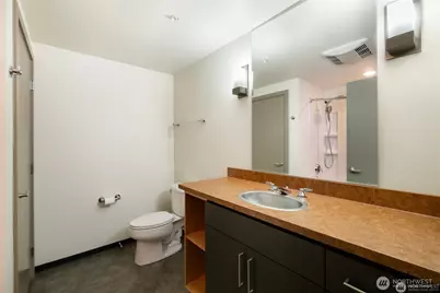 4422 Bagley Avenue N #303, Seattle, WA 98103 - Photo 19