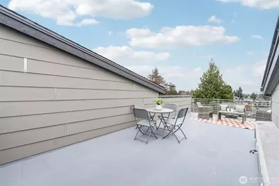 10503 Evanston Avenue N #C, Seattle, WA 98133 - Photo 21