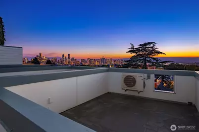 633 13th Avenue E, Seattle, WA 98102 - Photo 23