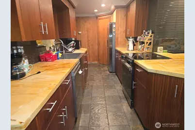 22407 87th Avenue W, Edmonds, WA 98026 - Photo 3