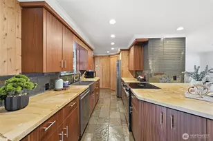 22407 87th Ave W, Edmonds, WA 98026 - Photo 7