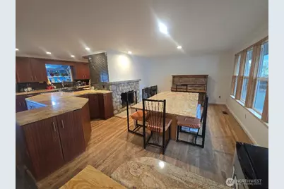 22407 87th Avenue W, Edmonds, WA 98026 - Photo 5