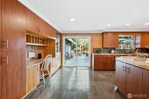 22407 87th Ave W, Edmonds, WA 98026 - Photo 5