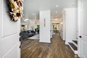 4902 241st St SW, Mountlake Terrace, WA 98043 - Photo 3