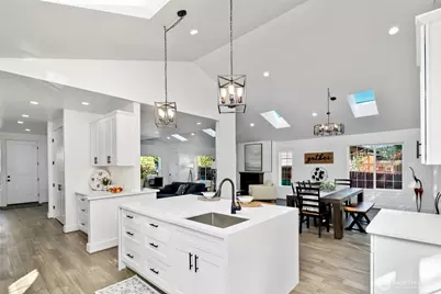 4902 241st Street SW, Mountlake Terrace, WA 98043 - Photo 7