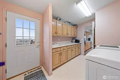 9468 Rd 14 NE, Moses Lake, WA 98837 - Photo 31