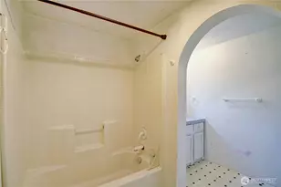 1040 W Shady Ln, Oak Harbor, WA 98277 - Photo 7