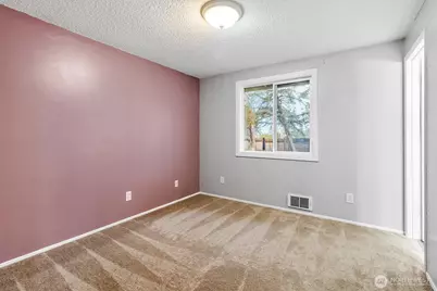 4318 Hunter Ln, Oak Harbor, WA 98277 - Photo 17