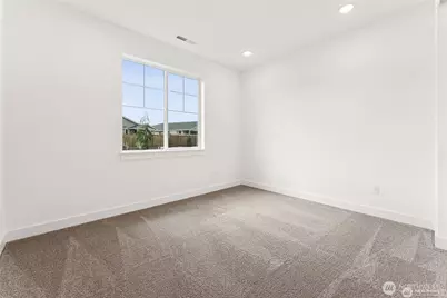 13937 181st Street E #8, Puyallup, WA 98374 - Photo 5