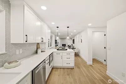 19531 55th Avenue NE, Lake Forest Park, WA 98155 - Photo 29