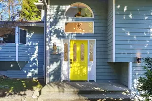 2049 NE Amhurst Ct, Poulsbo, WA 98370 - Photo 3