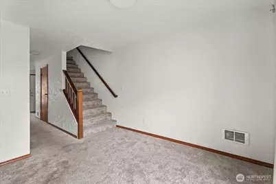 12600 4th Avenue W #7H, Everett, WA 98204 - Photo 11