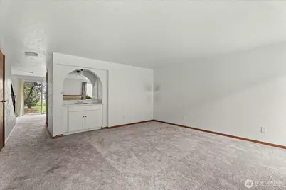 12600 4th Avenue W #7H, Everett, WA 98204 - Photo 3