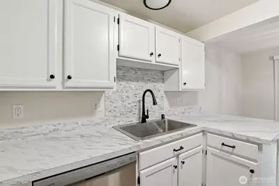 16216 and 16218 72nd Avenue Ct E, Puyallup, WA 98375 - Photo 13