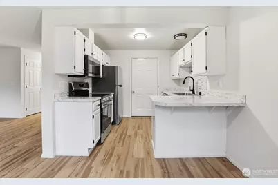 16216 and 16218 72nd Avenue Ct E, Puyallup, WA 98375 - Photo 9