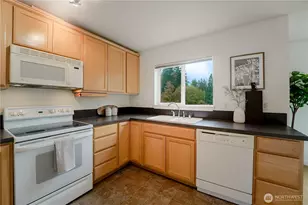 12534 15th Ave NE, Seattle, WA 98125 - Photo 9