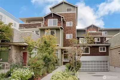 12534 15th Avenue NE #31, Seattle, WA 98125 - Photo 1