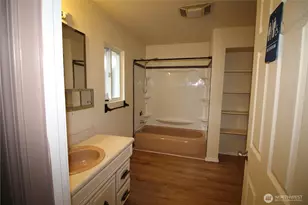 31 E Mox Chehalis Rd, McCleary, WA 98557 - Photo 15