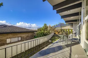 17926 73rd Ave W, Edmonds, WA 98026 - Photo 37