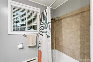 2569 Airline Way, Oak Harbor, WA 98277 - Photo 17