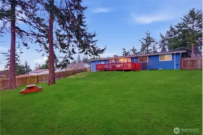 2569 Airline Way, Oak Harbor, WA 98277 - Photo 35