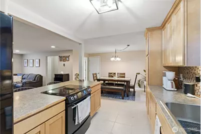 2569 Airline Way, Oak Harbor, WA 98277 - Photo 15