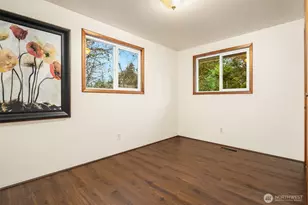 609 NW Broadway St, Coupeville, WA 98239 - Photo 17