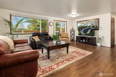 609 NW Broadway Street, Coupeville, WA 98239 - Photo 7