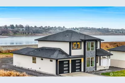 1515 W Lakeside Dr, Moses Lake, WA 98837 - Photo 3