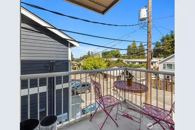 2116 California Avenue SW #201, Seattle, WA 98116 - Photo 13