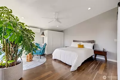 10045 9th Avenue SW, Seattle, WA 98146 - Photo 15